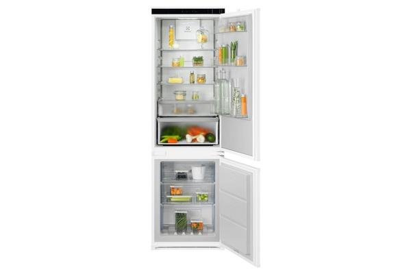 Vgradni hladilnik Electrolux ENA7CE18S1