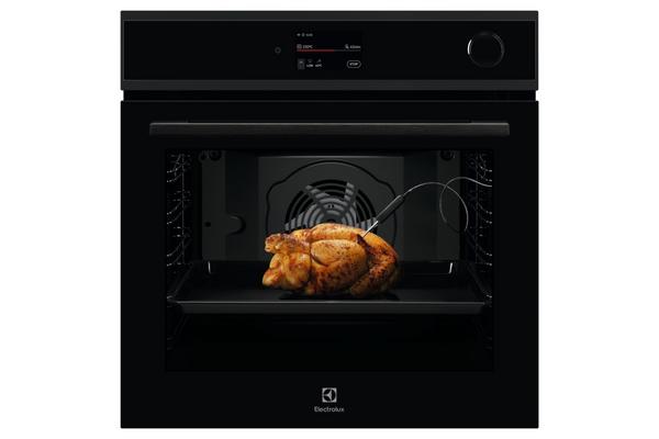 Vgradna pečica Electrolux EOC9P3XH