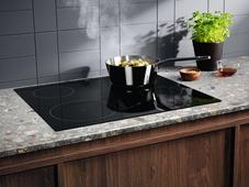 Indukcijska plošča Electrolux LIB60420CK - PAMETEN NAKUP